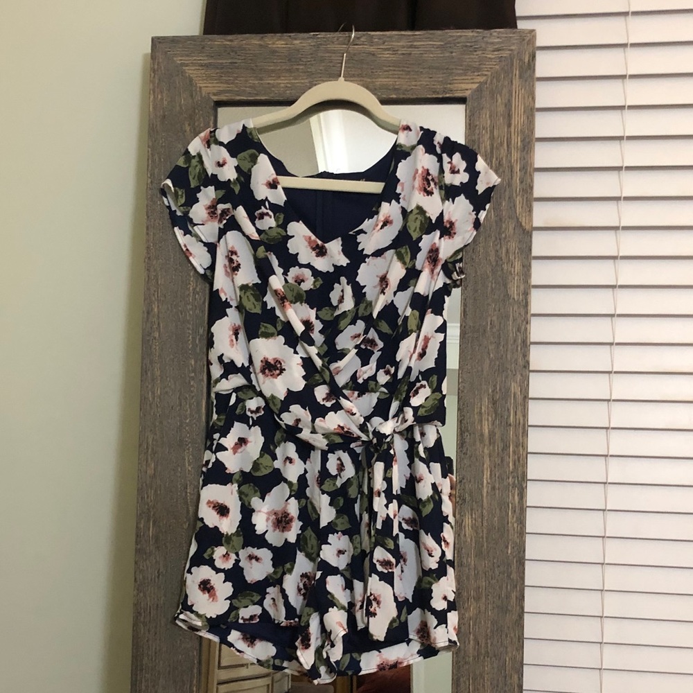 Dee Elly Floral Romper